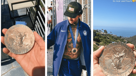 Nyjah Huston compartió en sus historias el estado en el que se encuentra su medalla de bronce; no está nada contento. ESPECIAL / Instagram @nyjah