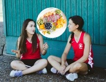 Los deportistas no sólo deben ser disciplinados con su físico y sus aptitudes, ¡sino también en su alimentación! UNSPLASH/ Andrea Tummons/ Brooke Lark