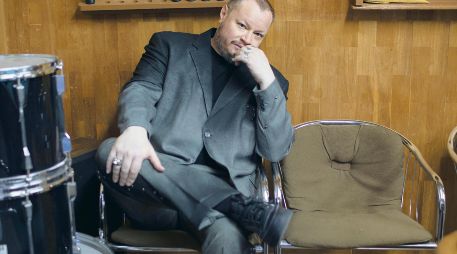 El cantautor y miembro de Sin Bandera lanzó su octavo álbum en solitario titulado “Pausa”. CORTESÍA