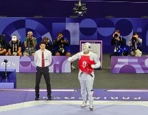 En el tercer y decisivo asalto, el mexicano lució cansado. SUN