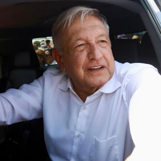 López Obrador pide esperar versión de Rocha Moya ante señalamientos del "Mayo" 