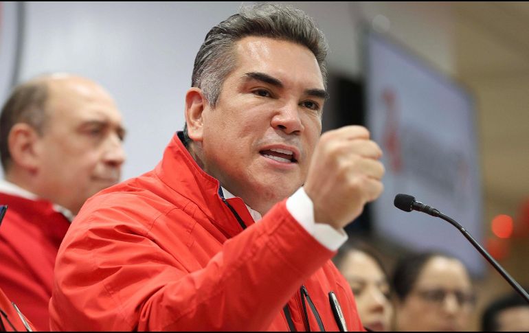 Además de la fórmula de Moreno Cárdenas y Carolina Viggiano, se inscribieron Lorena Piñón y Cuauhtémoc Betanzos, como candidatos a presidenta y secretario general del PRI. SUN/ ARCHIVO