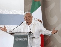 Durante su conferencia matutina de este lunes, López Obrador desestimó la protesta, esto comentó. SUN / G. PANO