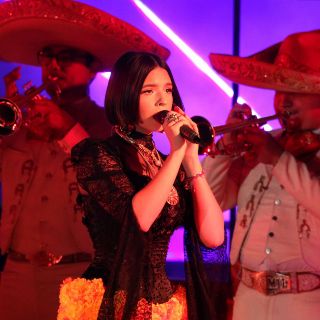 Este es look por el que internautas aseguran que Ángela Aguilar está embarazada