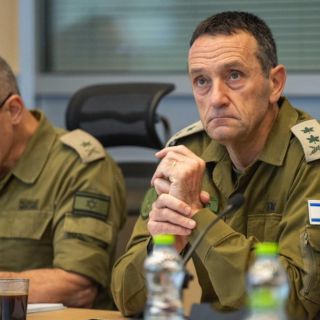 Un cohete de Hamás llega a la costa de Tel Aviv; Israel está en alerta máxima