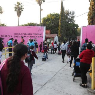 SEP: ¿Cuándo regresan de vacaciones los maestros para el ciclo escolar 2024-2025?