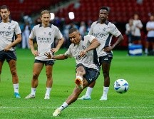 Todo apunta a que Mbappé tendrá su debut con el Real Madrid esta tarde. Su titularidad y posición específica aún no están definidas. EFE/Mariscal