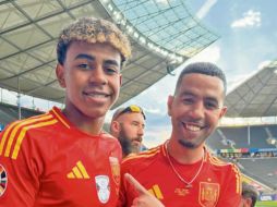 Mounir Nasraoui (der.) fue apuñalado el miércoles por la noche. ESPECIAL