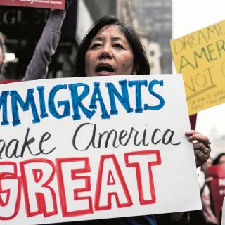 Abren posibilidad a migrantes para obtener su estancia legal