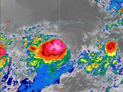 La tormenta continúa su desplazamiento sobre el Océano Pacífico. ESPECIAL / SMN