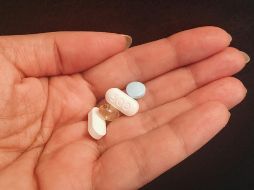 El ibuprofeno suele indicarse para aliviar el dolor y la inflamación. ESPECIAL / Foto de pina messina en Unsplash