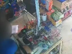 La Agencia Estatal de Investigaciones ya está trabajando en la captura del sospechoso; sin embargo, aún no se sabe si la investigación ha avanzado o si el presunto delincuente ha sido detenido. ESPECIAL/Captura de pantalla Telediario