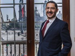 Batres Guadarrama nació en la Ciudad de México, y es Licenciado en Derecho, Maestro en Trabajo Social, y Doctor en Estudios Latinoamericanos. SUN / ARCHIVO