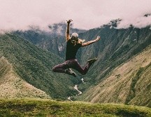 La astrología ofrece una visión única sobre el propósito en la vida de cada signo, brindando orientación sobre cómo encontrar significado y satisfacción personal. CANVA