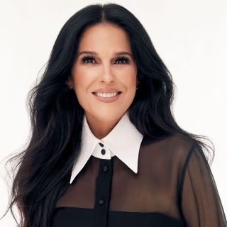 Hoy se estrena el podcast “Off the record con Martha Debayle” en Wondery