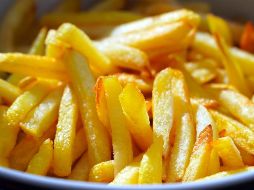 La Universidad de Harvard señala en un estudio que las papas fritas incrementan la glucosa en sangre y la secreción de insulina mucho más que otros alimentos. Pixabay
