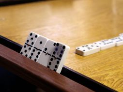 Aprender y practicar juegos mentales no solo es entretenido, sino que también contribuye a evitar el deterioro cognitivo con el paso de los años. ESPECIAL / Foto de Tatiana Rodriguez en Unsplash