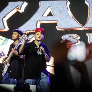 Yahritza y su Esencia rinden homenaje a Juan Gabriel en el Festival Hera