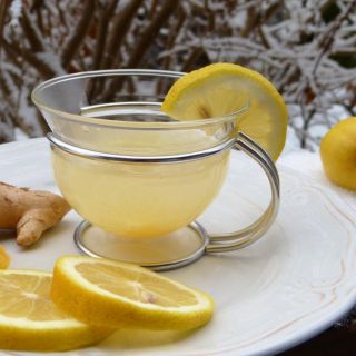 Estos son los increíbles beneficios de tomar cúrcuma con limón