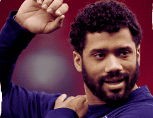 El tiempo se agota para Russell Wilson. AP / ARCHIVO