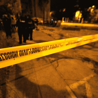 Mueren seis hombres en estallido de fábrica clandestina de explosivos en Michoacán