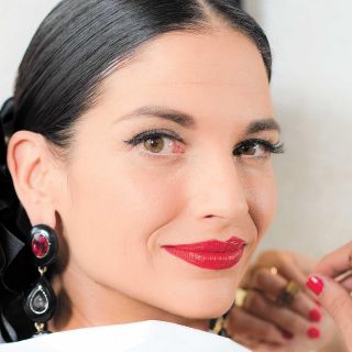 Natalia Jiménez vive en “Un mundo raro”