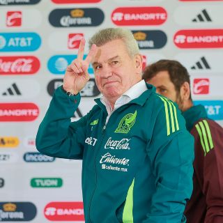 Javier Aguirre dirige el primer entrenamiento de su tercera etapa en el Tricolor