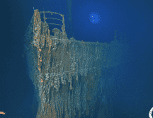 Los robots submarinos empleados en la expedición descubrieron que una pieza de la baranda de castillo de proa del Titanic, se desprendió del casco. EFE
