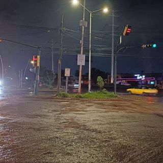 Concluyen obras de reparación del socavón en avenida Adolf Horn