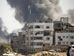 Sitios donde sólo quedan escombros  son nuevamente bombardeados. EFE