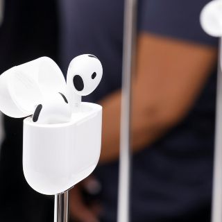 Llega la nueva generación de AirPods; conoce su precio y características