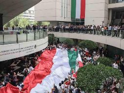 Fernández Noroña emitió un mensaje en donde convocó a reanudar la sesión interrumpida. SUN/ Y. M. Osnaya.