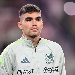 Johan Vásquez, tranquilo y satisfecho por el partido de México