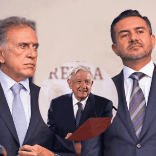 López Obrador reacciona a la expulsión de Yunes Márquez y Yunes Linares del PAN