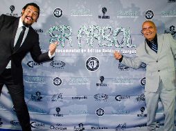 La premier contó con una alfombra azul por la cual transitaron personalidades del cine, cultura y política local. ESPECIAL.