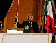 Como dicta la tradición, Andrés Manuel López Obrador, fue el encargado de dar el Grito de Independencia en conmemoración del 214 aniversario del inicio de la Independencia de México. EFE