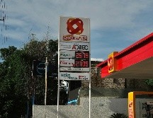 El precio final de la gasolina y el diésel, especialmente en Jalisco, dijo es un factor que afecta la economía de las personas. EL INFORMADOR / J. URRUTIA
