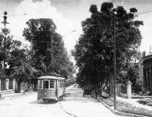 Tranvia Electrico circulando por la calle de Hidalgo y Lafayette, hoy Chapultepec. EL INFORMADOR/ ARCHIVO