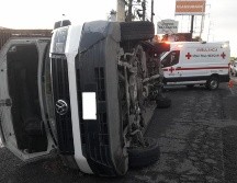Las personas lesionadas fueron atendidas en el lugar por paramédicos de la Cruz Roja de Zapopan. ESPECIAL / PROTECCIÓN CIVIL Y BOMBEROS DE ZAPOPAN