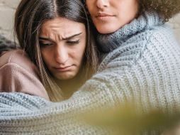 Observar estas señales en ti mismo o en alguien cercano, es importante buscar apoyo. CANVA