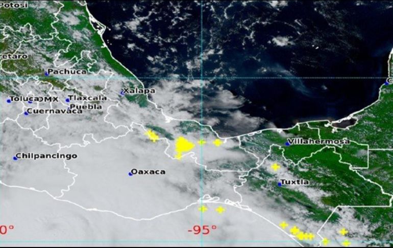 Se mantiene una zona de prevención por efectos de huracán que abarca desde Punta Maldonado, Guerrero, hasta Bahías de Huatulco, Oaxaca. X / Conagua