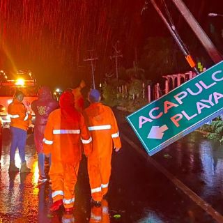 Reportan muerte de dos personas en Guerrero por deslave tras el paso de  "John"