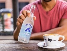 Esta es la verdad sobre el consumo de agua mineral y otras bebidas carbonatadas. ESPECIAL / Unsplash Mineragua Sparkling Water
