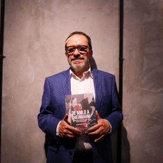Presenta Sergio Negrete libro 'De AMLO a Sheinbaum'; califica sexenio como “desastroso”