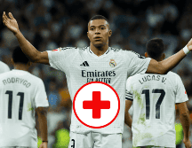 Mbappé sintió molestias en la segunda parte del partido ante el Alavés y pidió el cambio a Carlo Ancelotti, dejando su sitio a Arda Güler en el minuto 80. EFE / J. Martín