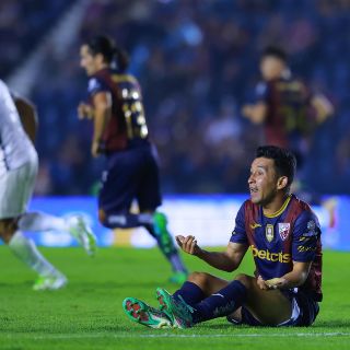 Dan nueva sanción a jugador que fracturó al 'Hobbit' Bermúdez