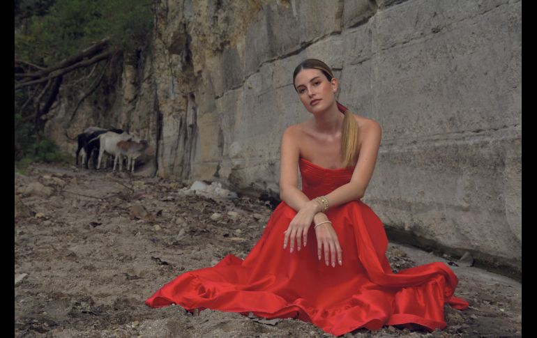 Maar Hernández, moda desértica y natural con la firma de UGGA Concept Store. GENTE BIEN JALISCO/ Marifer Rached