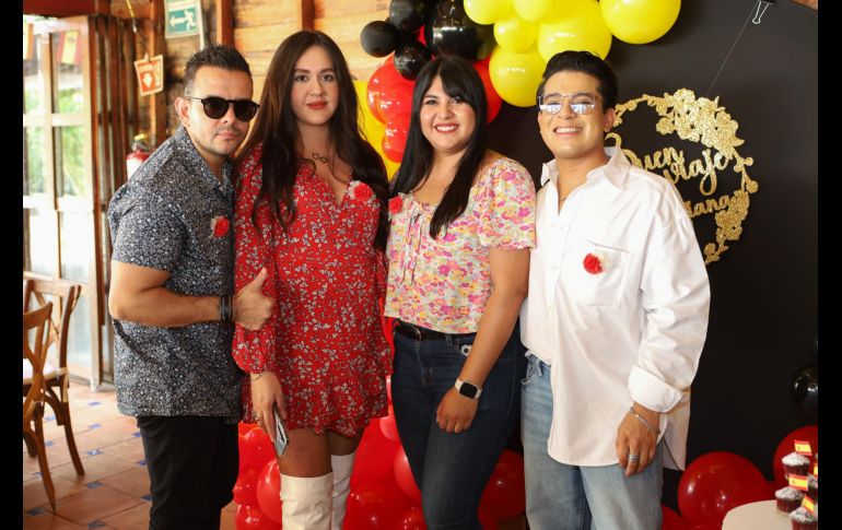 Israel Navarro, Carolina Casillas, Mariana Rodríguez y Cristian Herrera. GENTE BIEN JALISCO/ Antonio Rodríguez