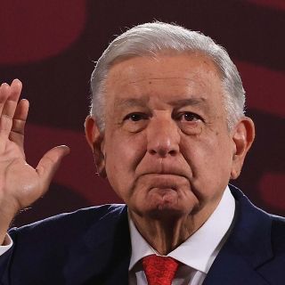 López Obrador se despide de sus simpatizantes mediante una emotiva carta