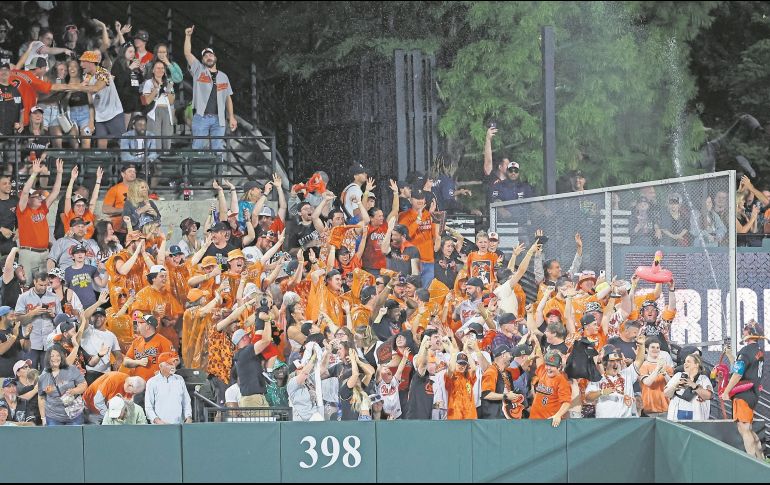 Las asistencias a los parques de pelota también han crecido gracias a lo ágil del espectáculo. AFP/S. Taetsch